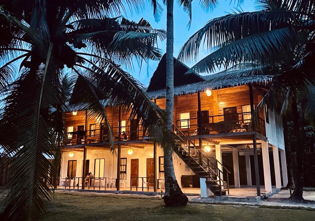 Siargao Sunflower Suites General Luna  Extérieur photo