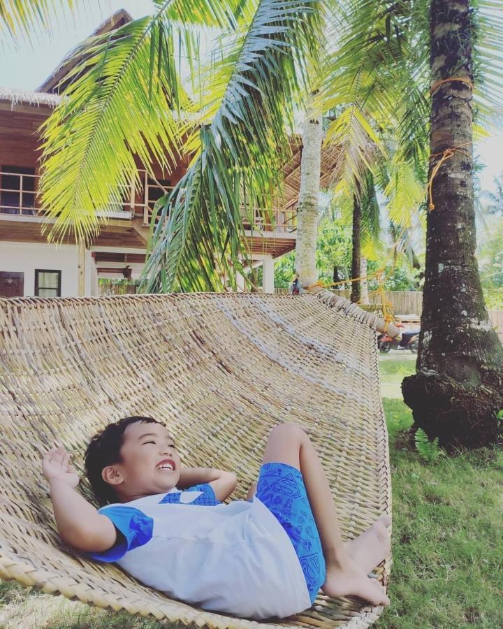 Siargao Sunflower Suites General Luna  Extérieur photo