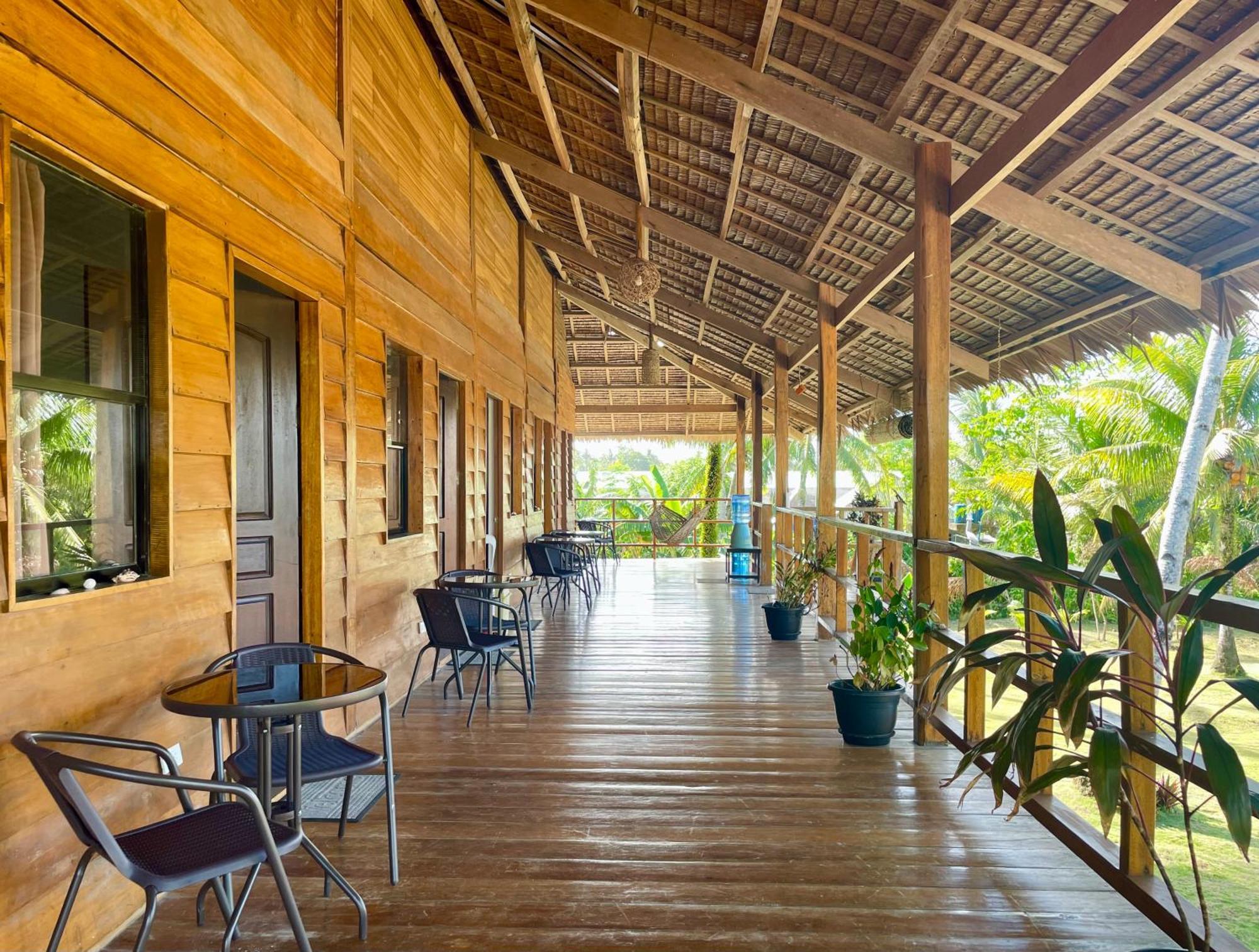 Siargao Sunflower Suites General Luna  Extérieur photo