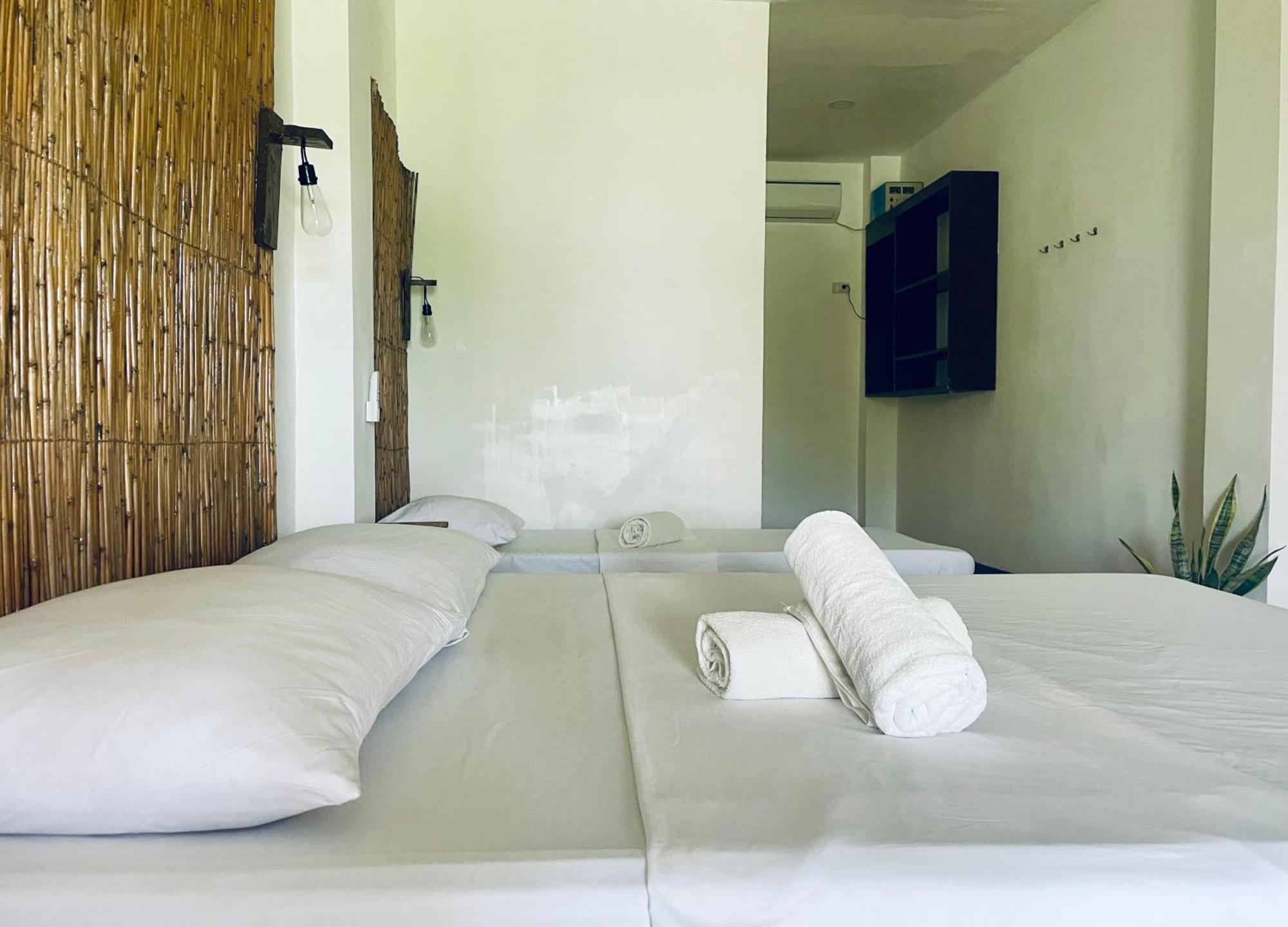 Siargao Sunflower Suites General Luna  Extérieur photo
