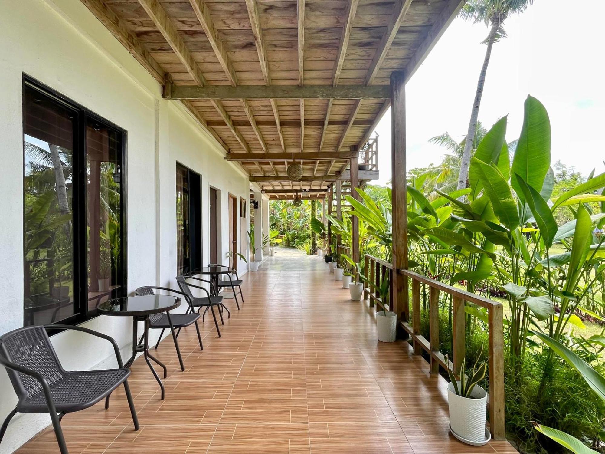 Siargao Sunflower Suites General Luna  Extérieur photo